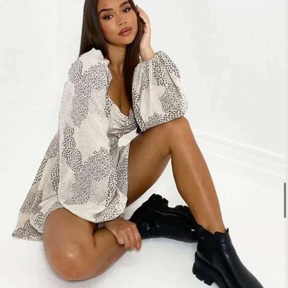 missguided cream dress Missguided Cream Print Button Milkmaid Dress